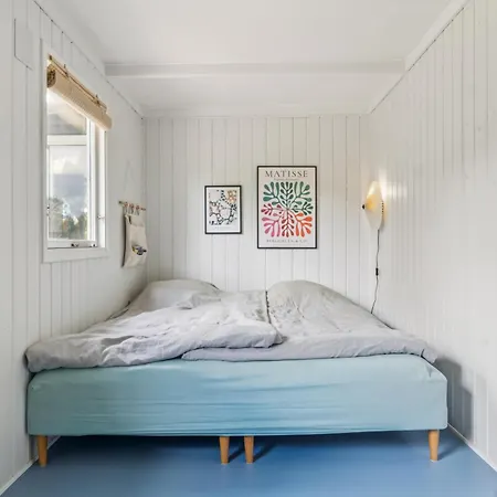 Renovated Near Water And Nature 펜션 회예스레브