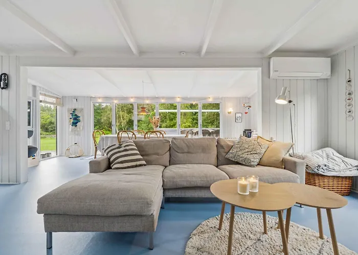 Semesterbostad Renovated Near Water And Nature Højslev