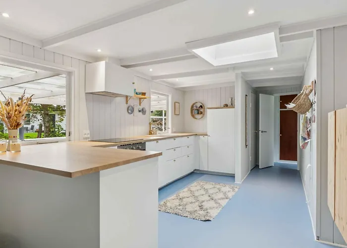 Renovated Near Water And Nature Semesterbostad Højslev